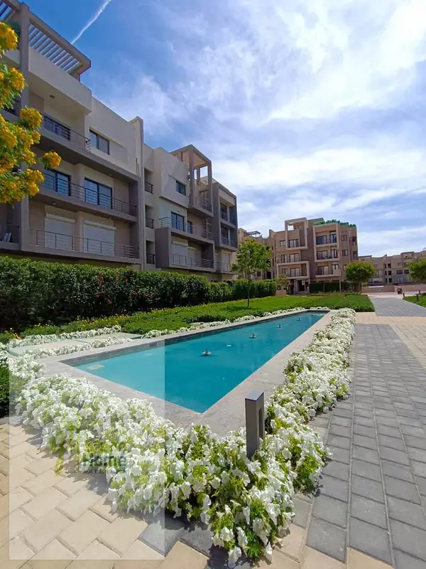 شقة بجاردن متشطبة و جاهزة للاستلام في فيفث سكوير التجمع الخامس من المراسم Fifth Square New Cairo By El- Marassem